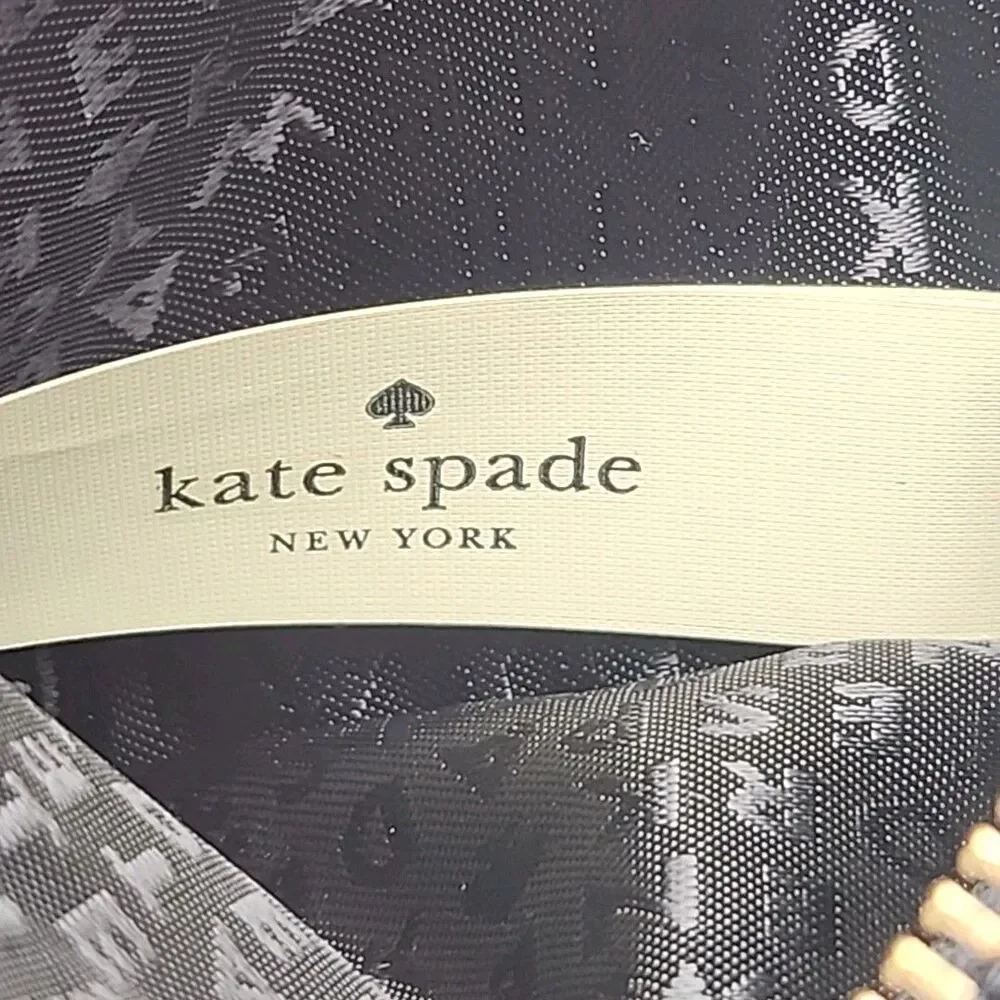 Kate Spade Wallet Black Card Organizer Coin Zip Textured 4.5